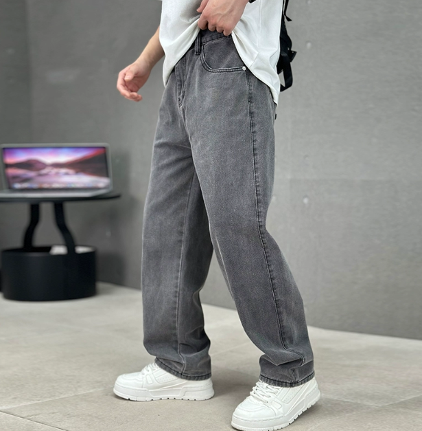 Men's Casual Relaxed Fit Denim Jeans