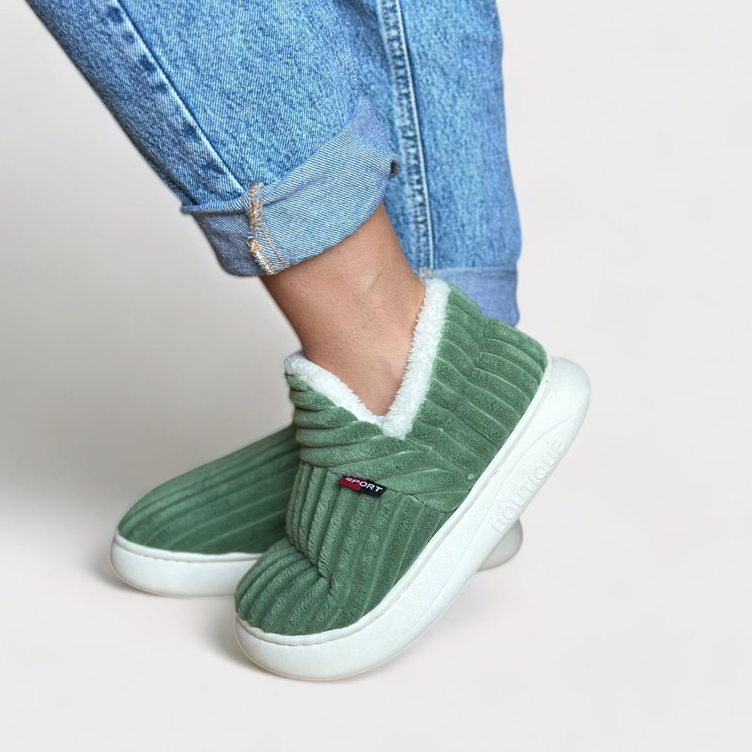 Unisex Cozy Soft Fleece Lined Slippers