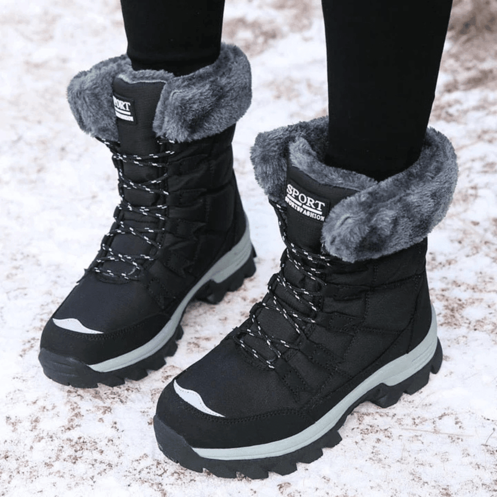 Women's Classic Faux Fur Lined Lace-Up Winter Boots