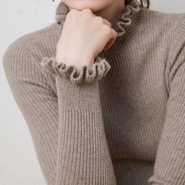 Women's Classic Cashmere Ribbed Knit Turtleneck Sweater with Ruffled
