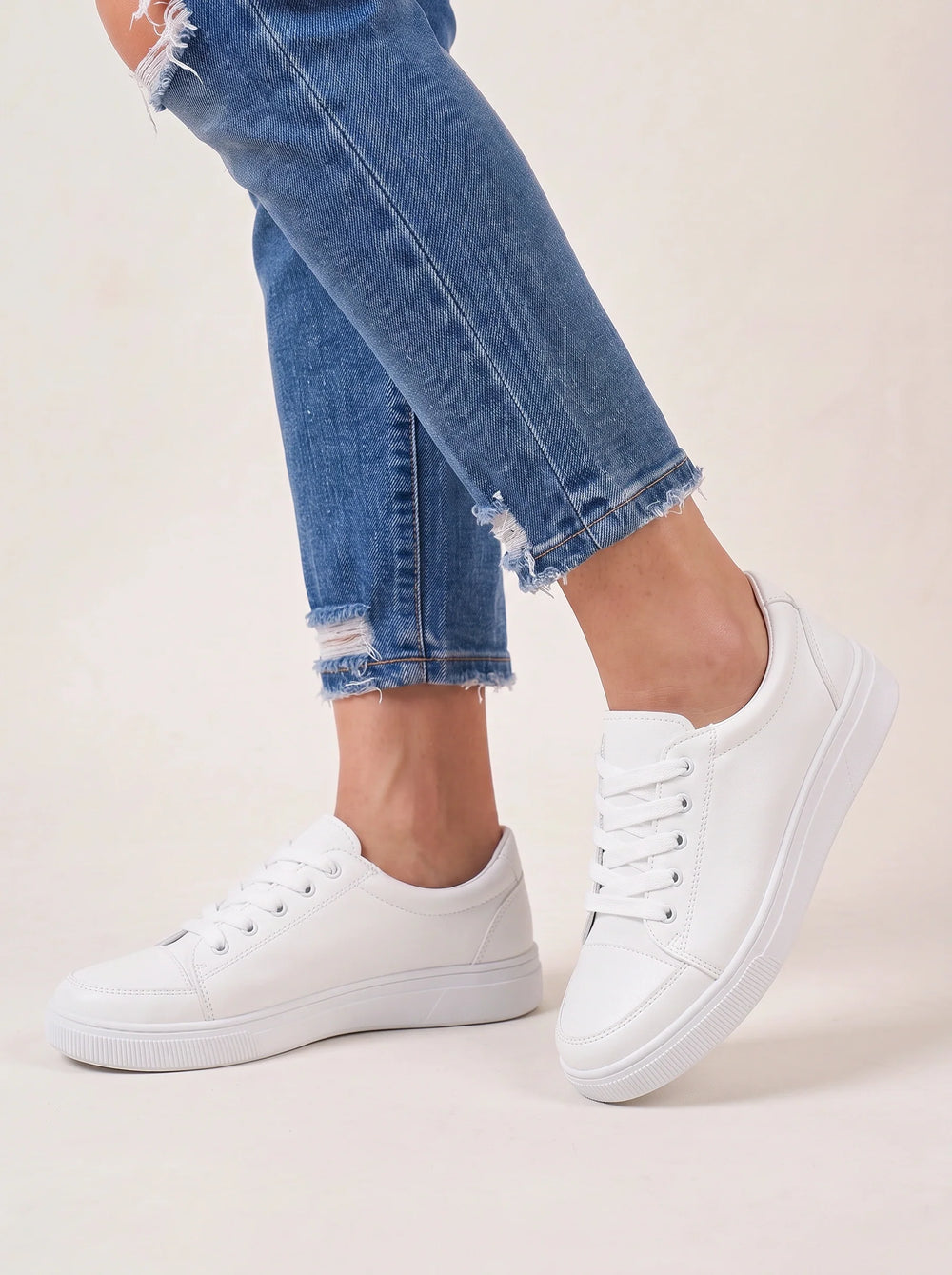 Women's Casual Canvas Lace-Up Low-Top Sneakers