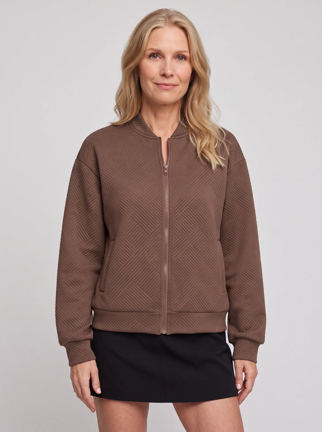 Women's Casual Quilted Puffer Bomber Jacket with Zip-Up Closure