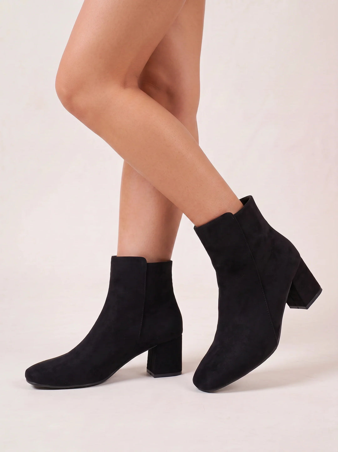 Women's Stylish Suede Block Heel Chelsea Ankle Boots with Arch Support