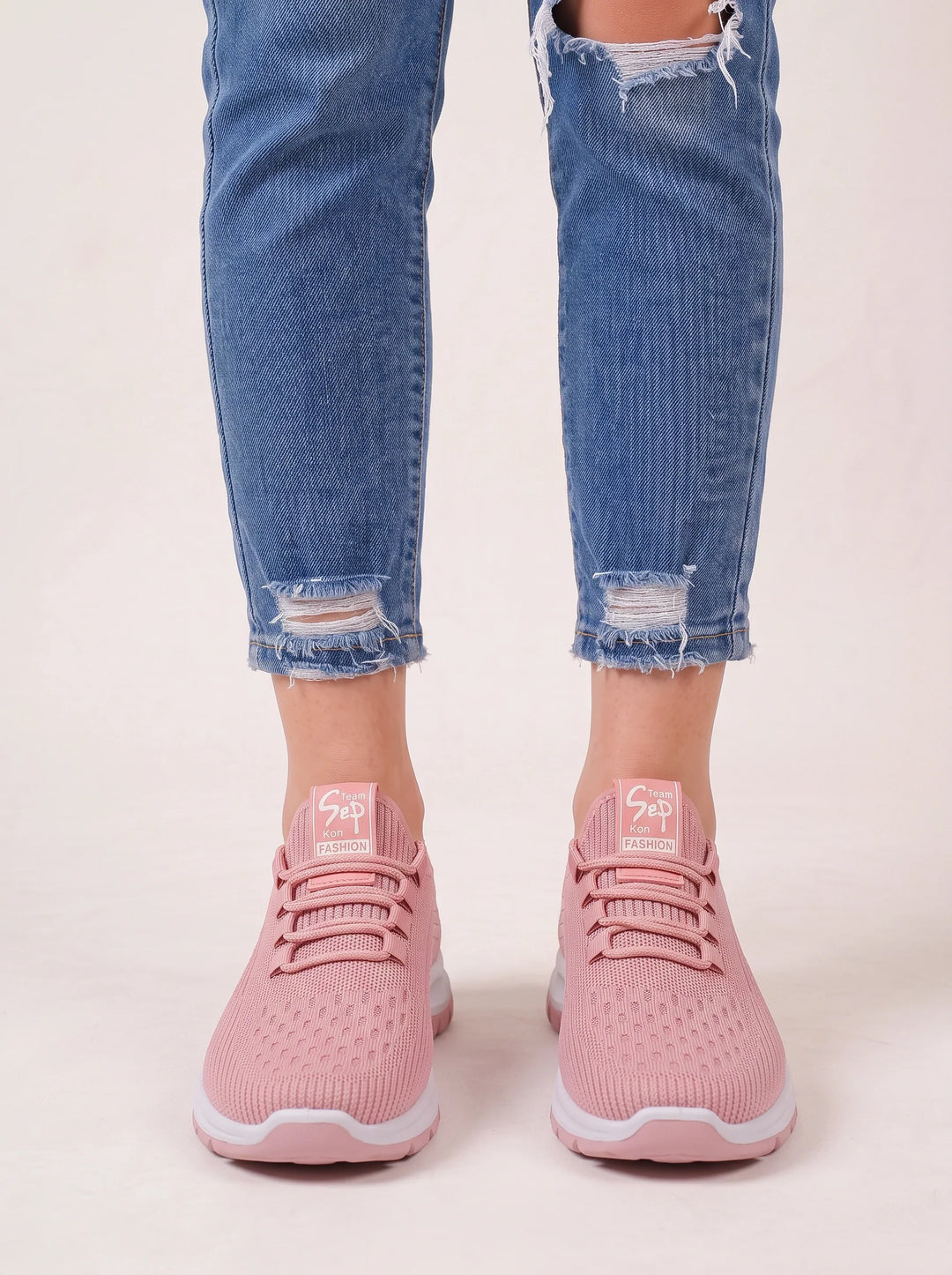 Women's Lightweight Breathable Mesh Slip-On Walking Sneakers