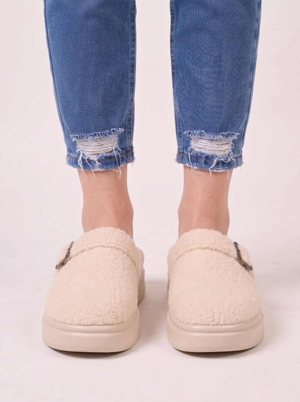 Women's Cozy Faux Fur Buckle Slip-On Loafer Slippers