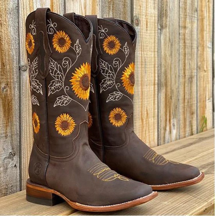 Women's Stylish Leather Embroidered Western Cowboy Boots