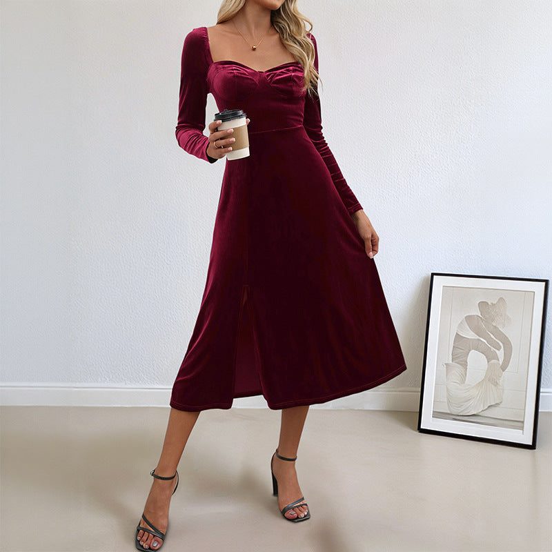 Women's Elegant Velvet Sweetheart Neckline Midi Dress