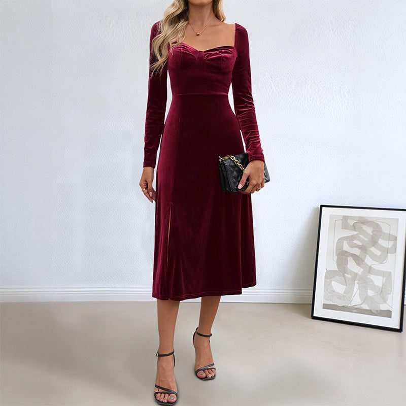 Women's Elegant Velvet Sweetheart Neckline Midi Dress