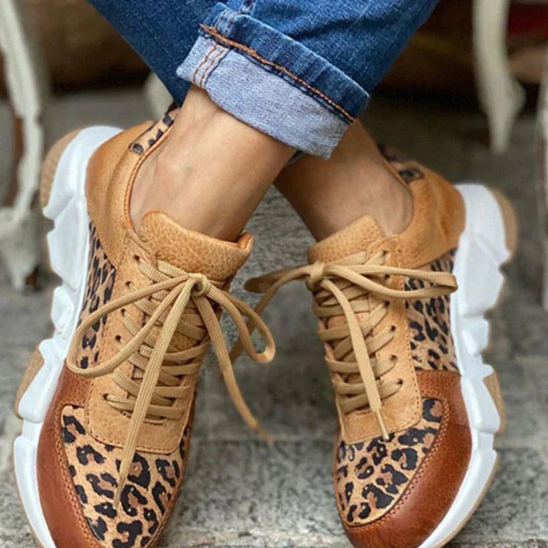 Women's Stylish Leopard Lace-Up Leather Sneakers